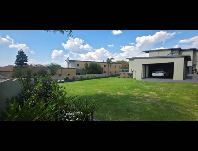 4 BEDROOM FREESTANDING FOR SALE IN BANKENVELD
